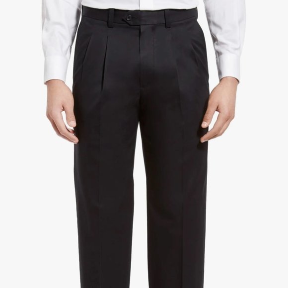 New Nordstrom Classic Pleated Dress Pants